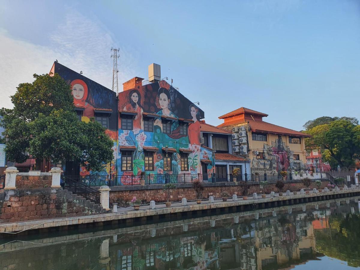 "Cloth Art Homestay" 4 Min Walk To Car Free Zone By Shine Stay Malacca Kültér fotó