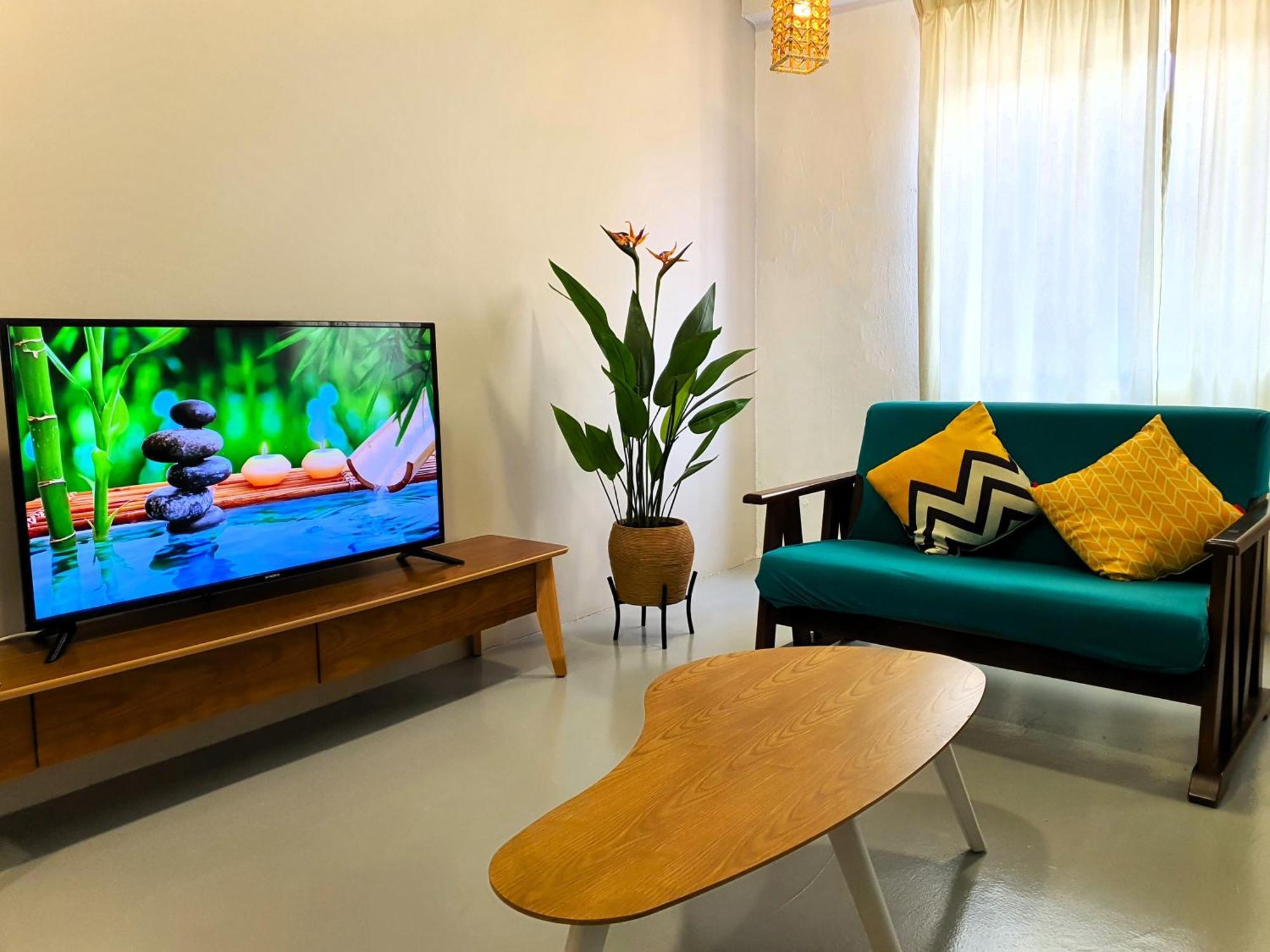 "Cloth Art Homestay" 4 Min Walk To Car Free Zone By Shine Stay Malacca Kültér fotó